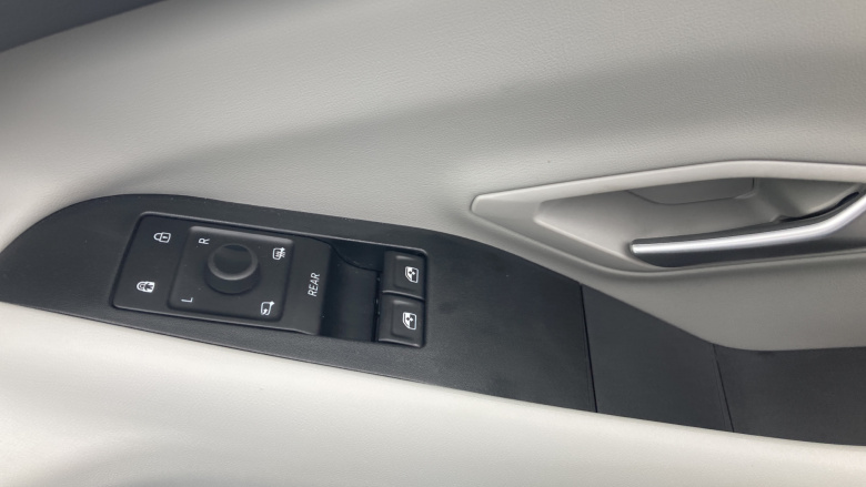 Ford Capri 210kW Select 77kWh 5dr Auto Electric Estate